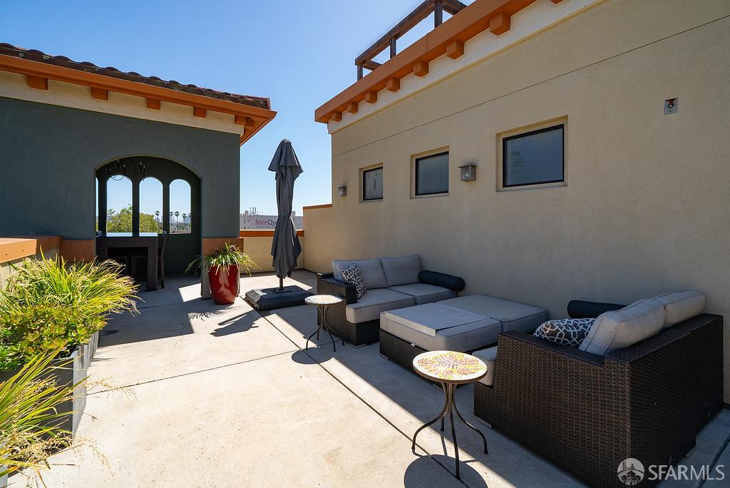 4811 Telegraph Avenue # 206