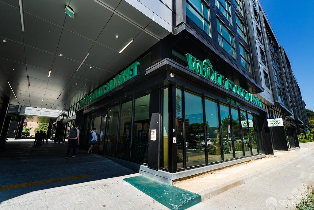 4811 Telegraph Avenue # 206