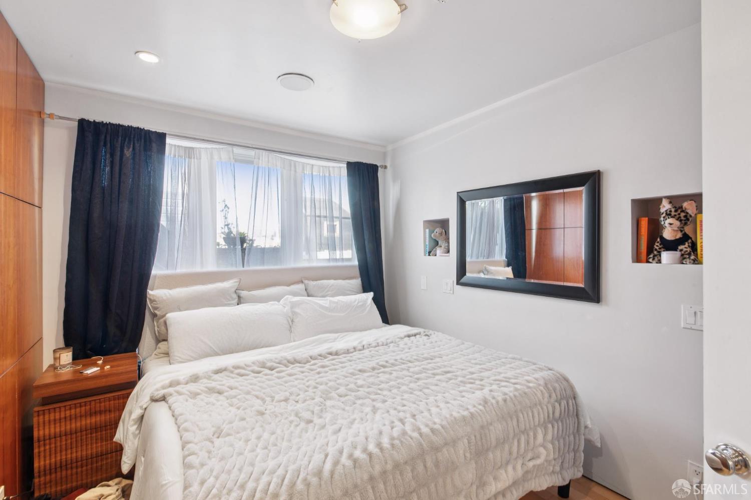 12 Reno Place