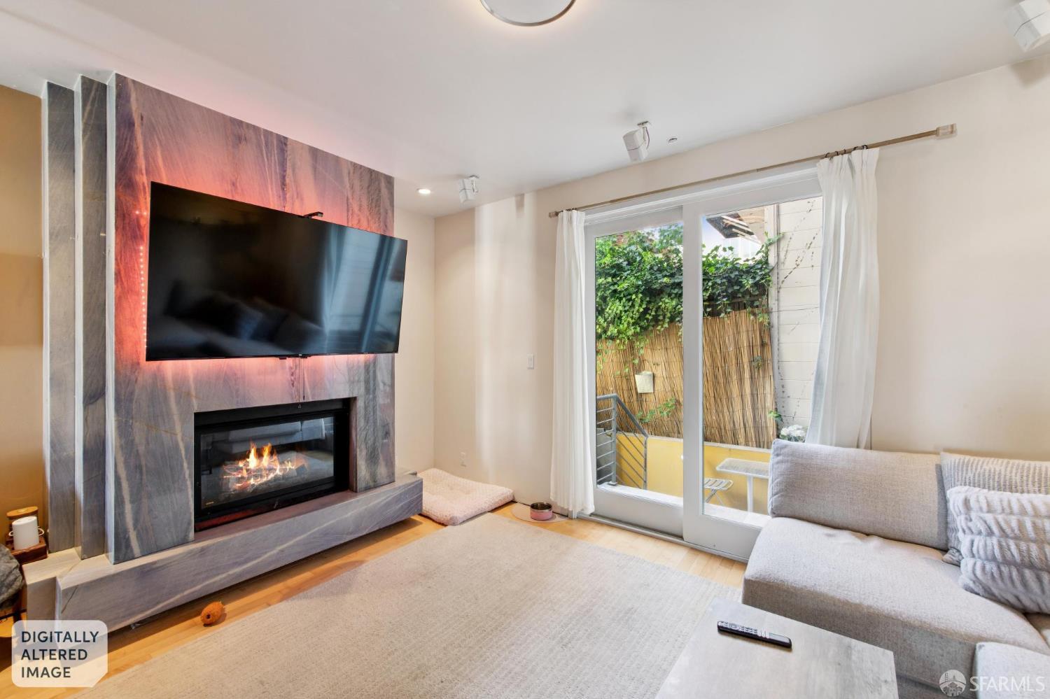 12 Reno Place