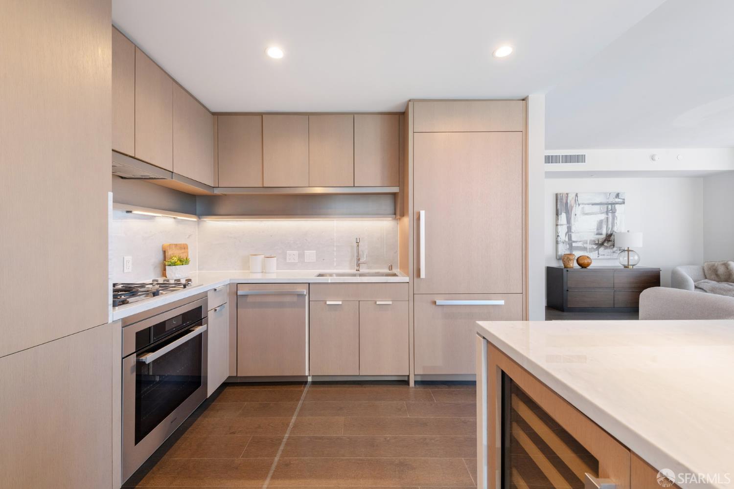 488 Folsom Street # 3404