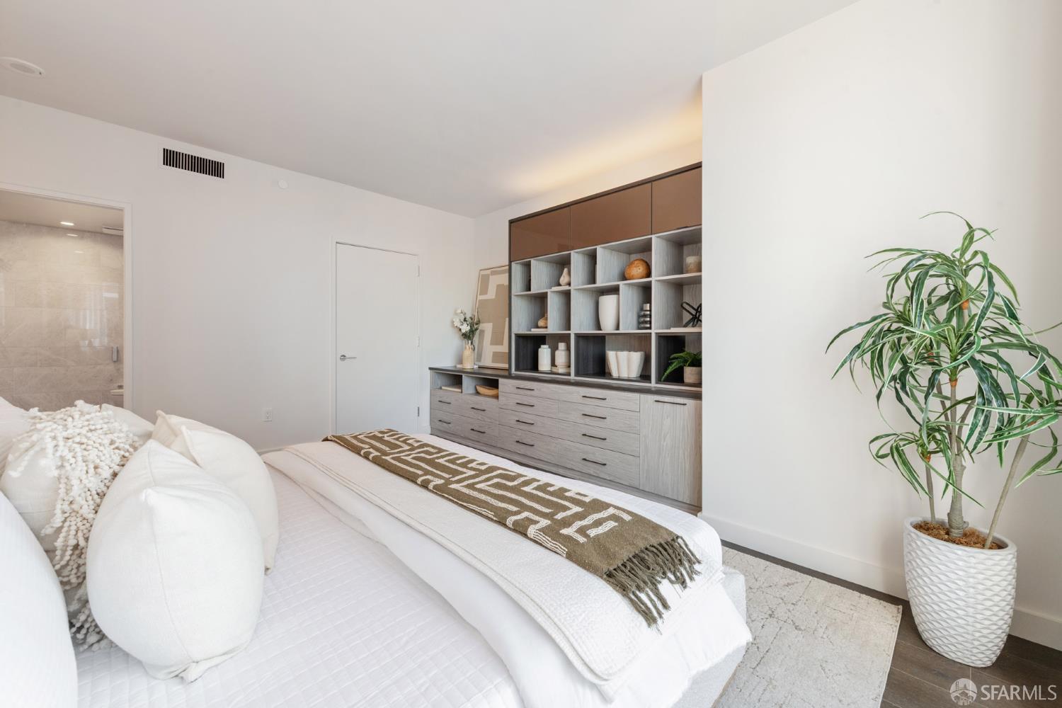 488 Folsom Street # 3404