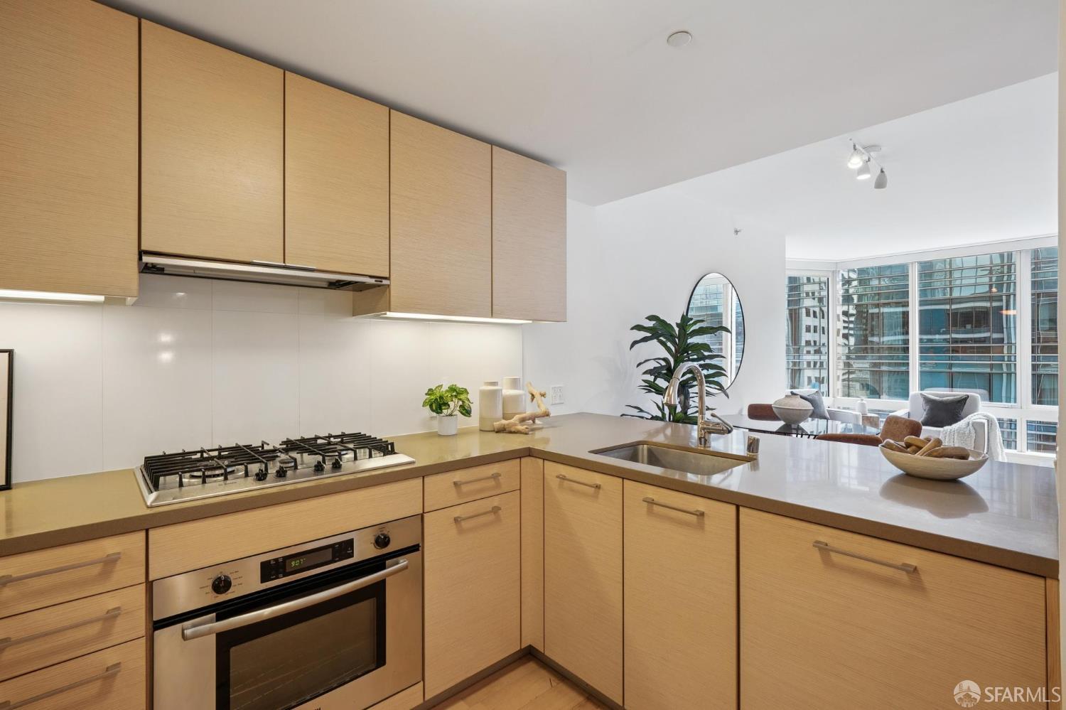 301 Mission Street # 12D