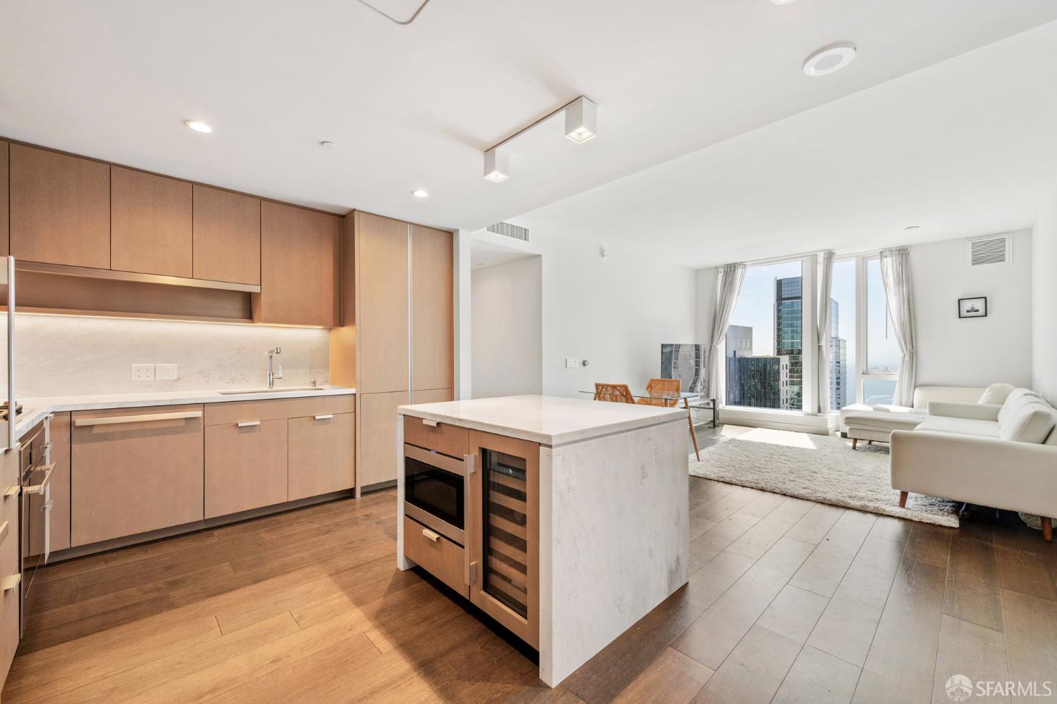 488 Folsom Street # 4406
