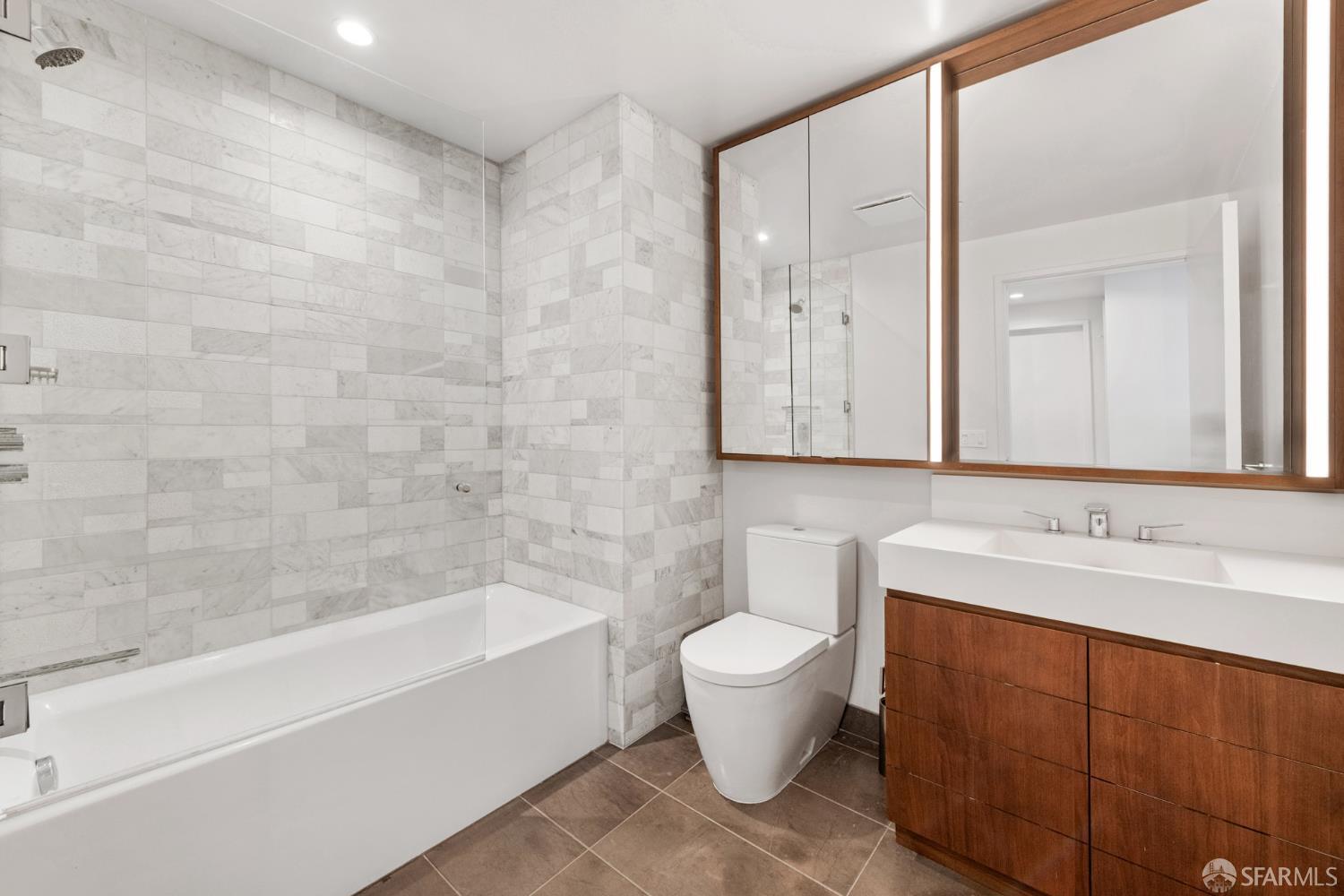 488 Folsom Street # 4406