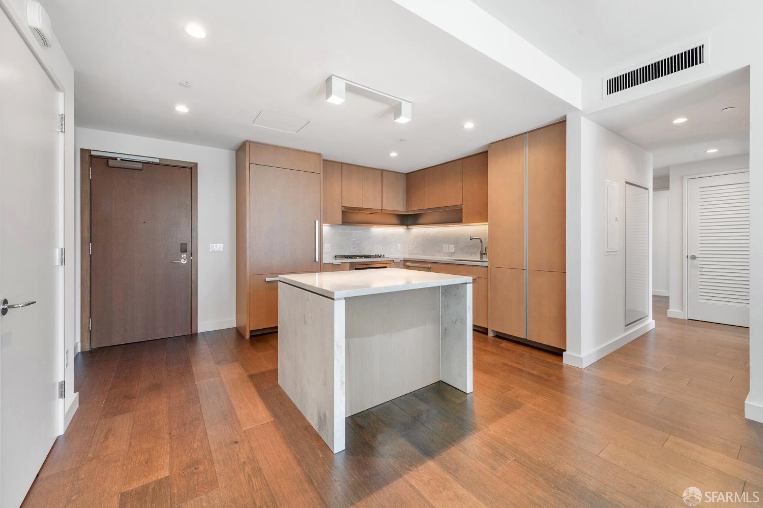 488 Folsom Street # 4406
