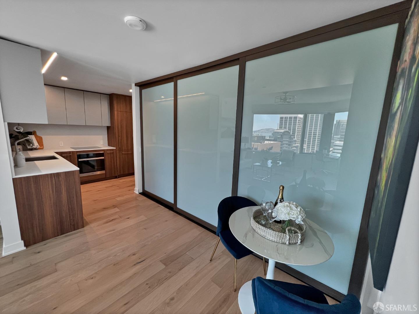 280 Spear Street # 28H