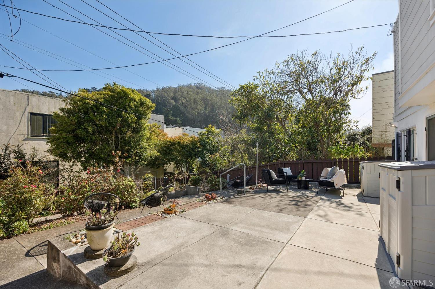 279 Ulloa Street