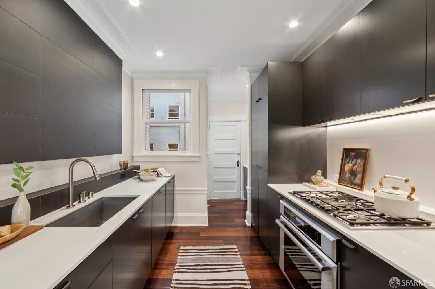 2921 Washington Street # 3