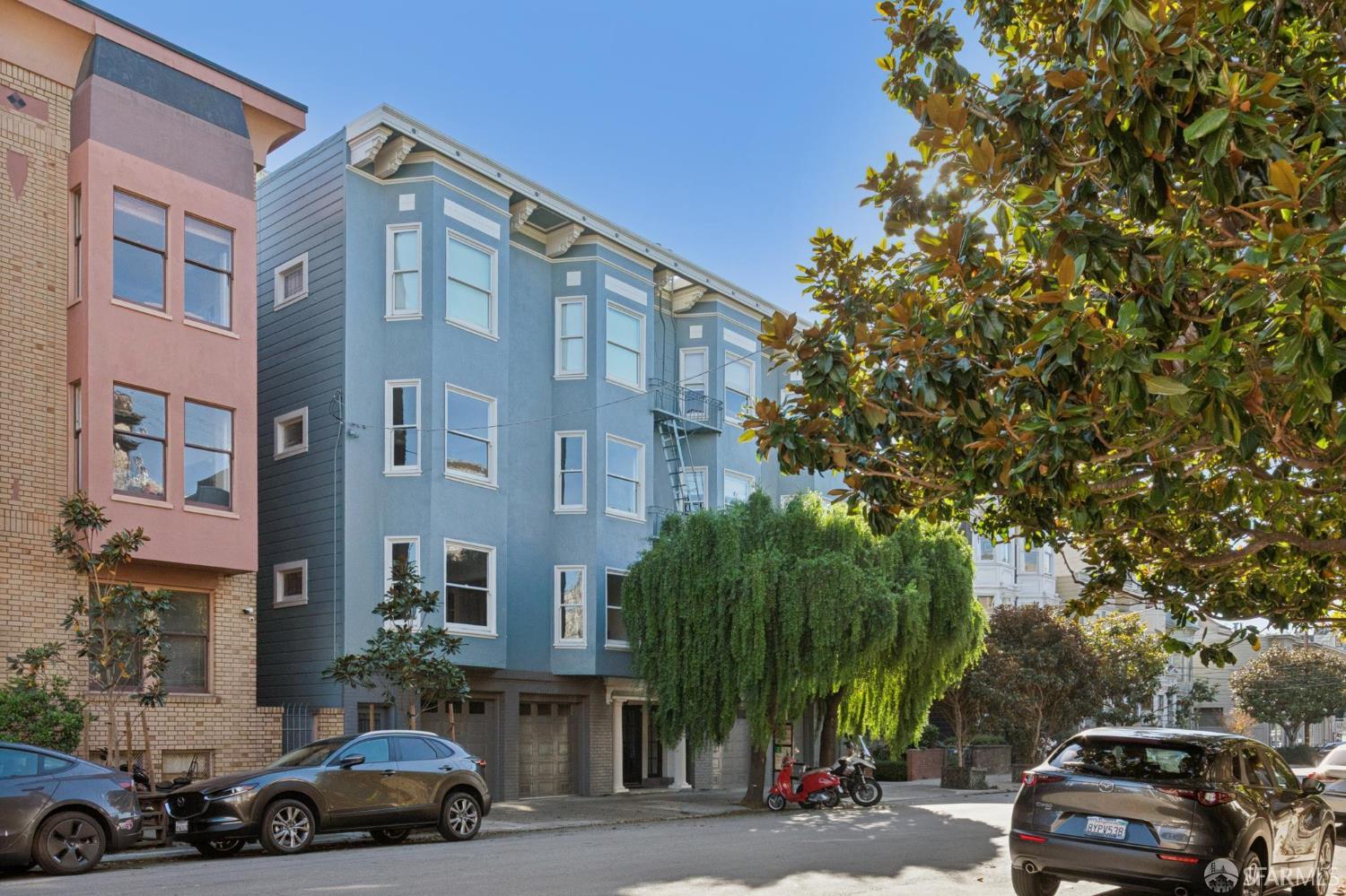 2921 Washington Street # 3