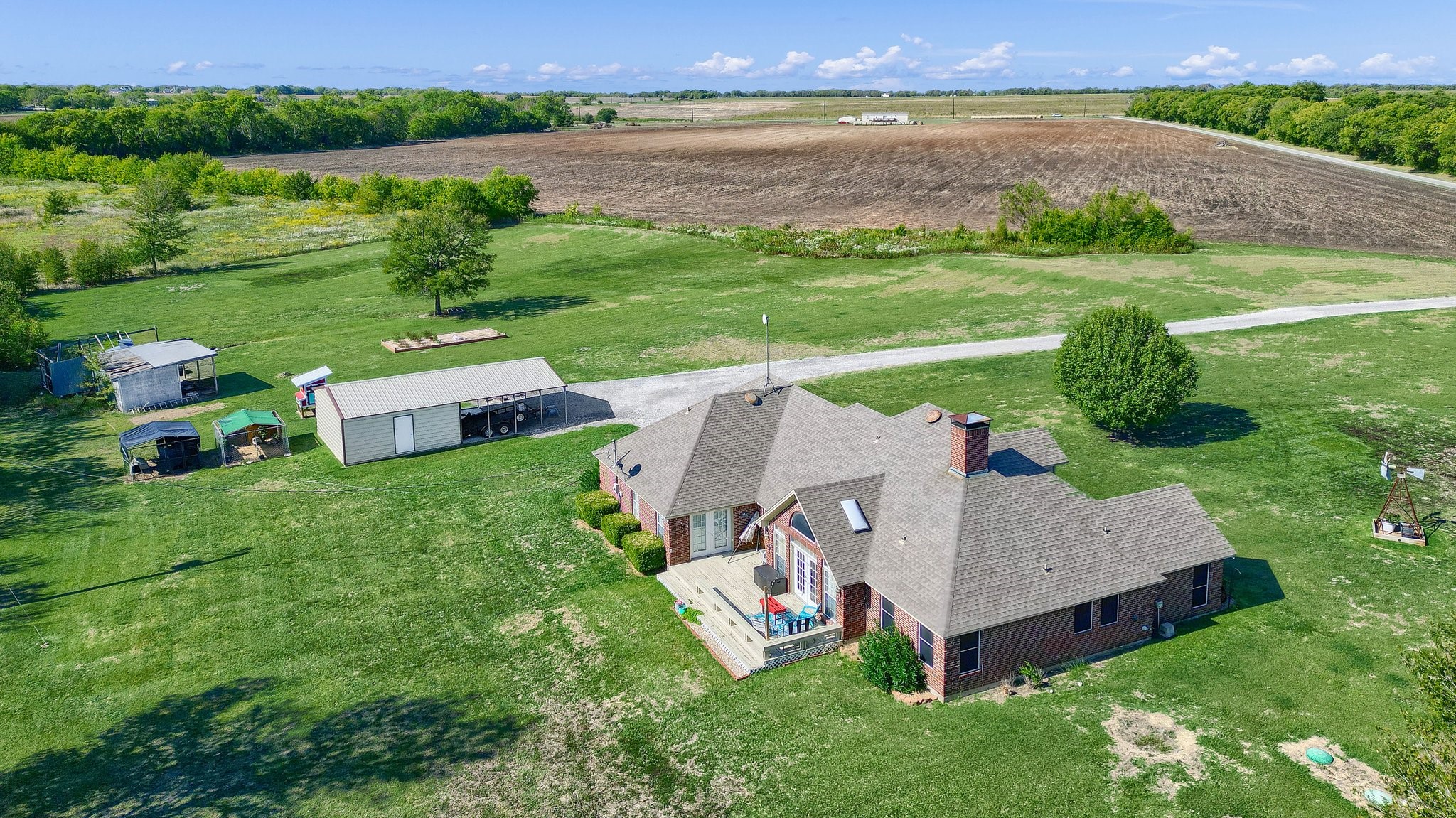 688 Harris Road