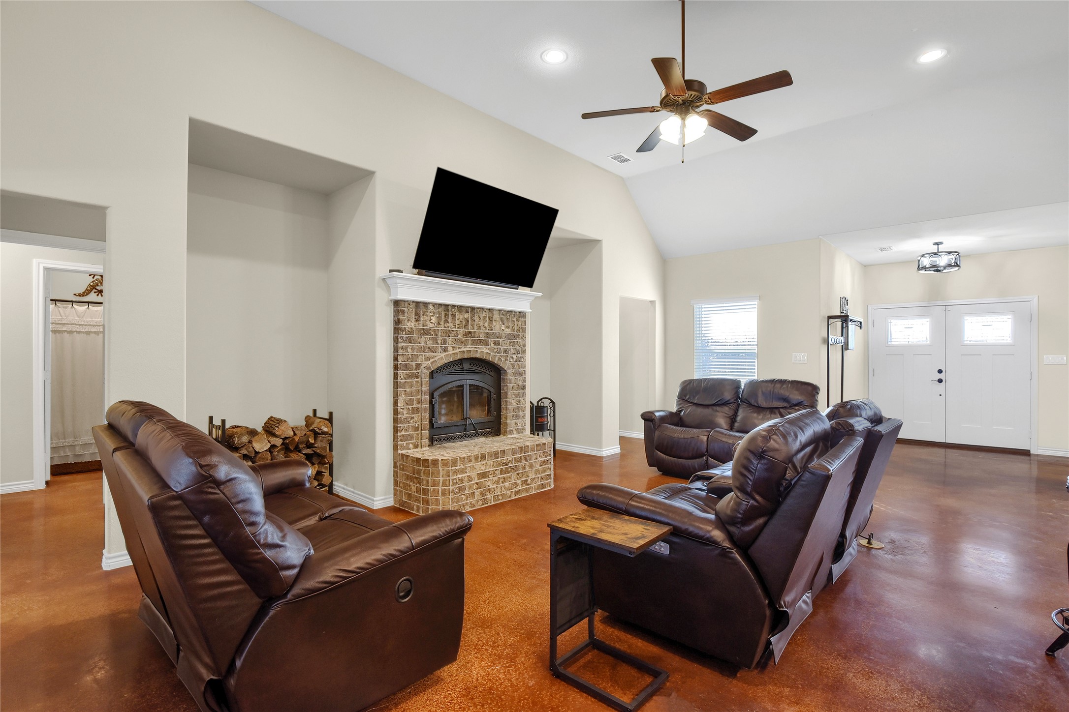 2435 Cobler Road