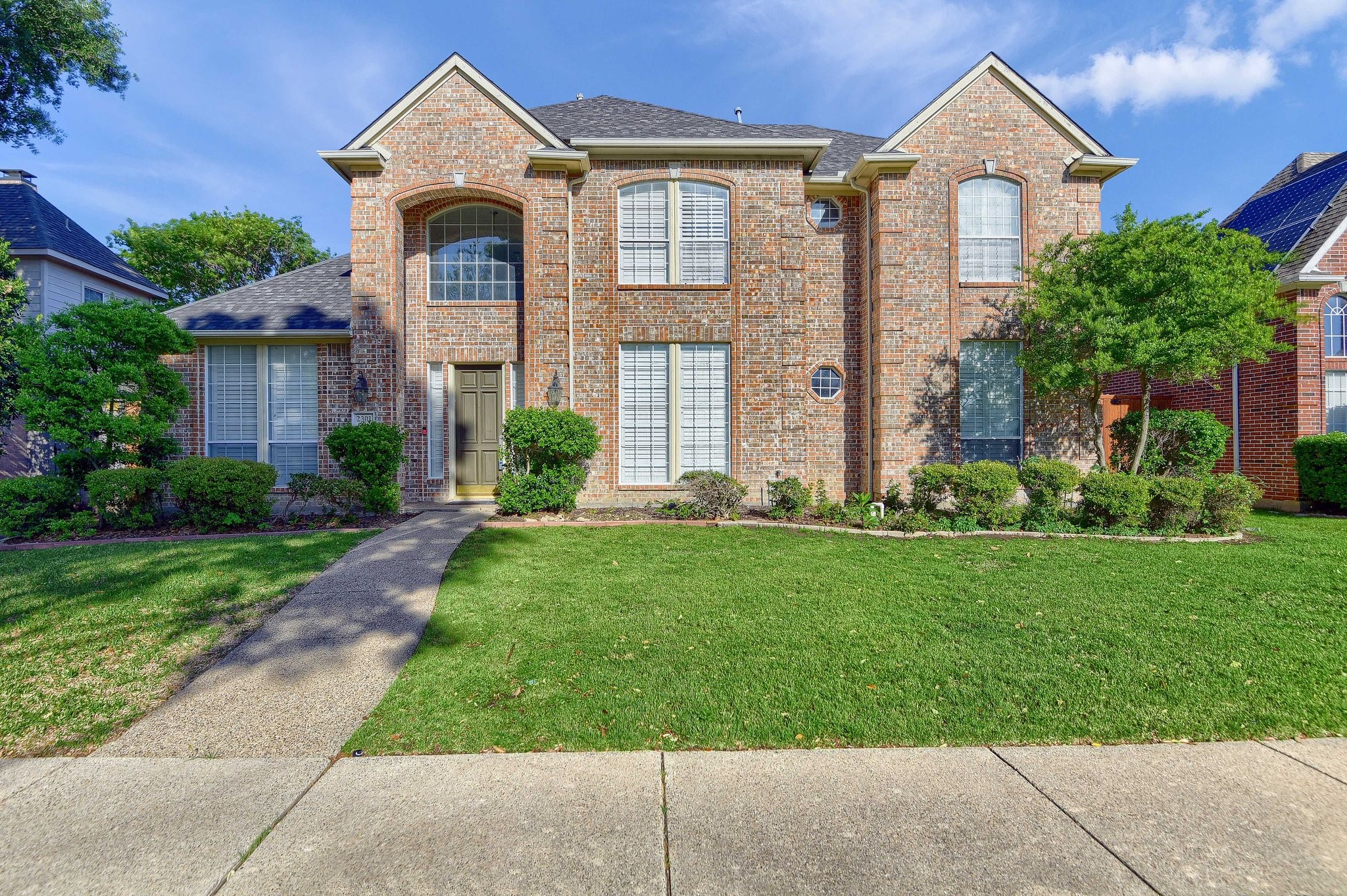 2301 Marblewood Drive