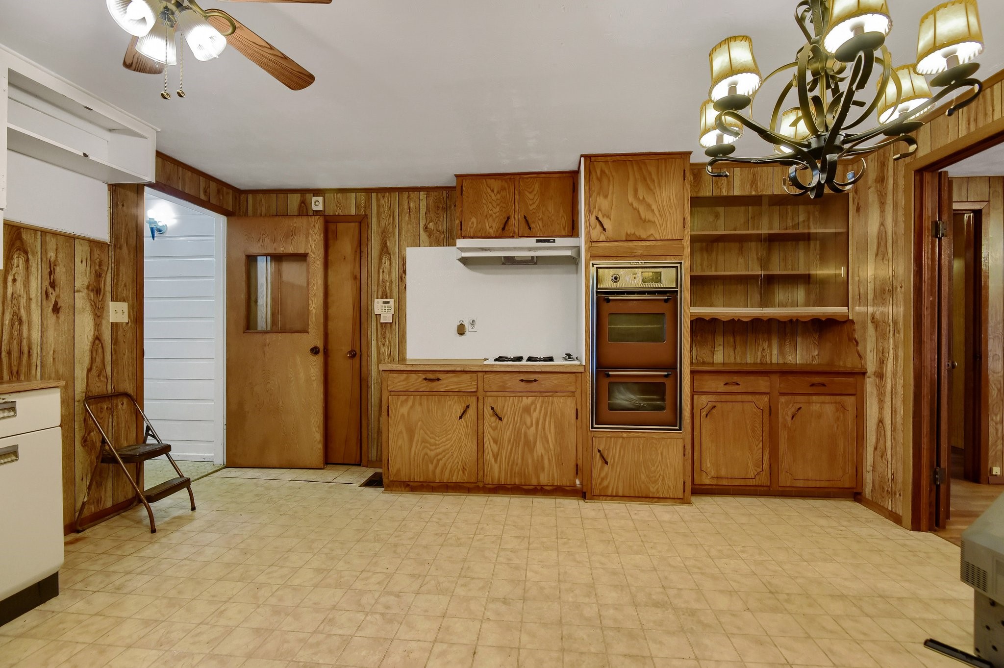 209 E Woodland Street