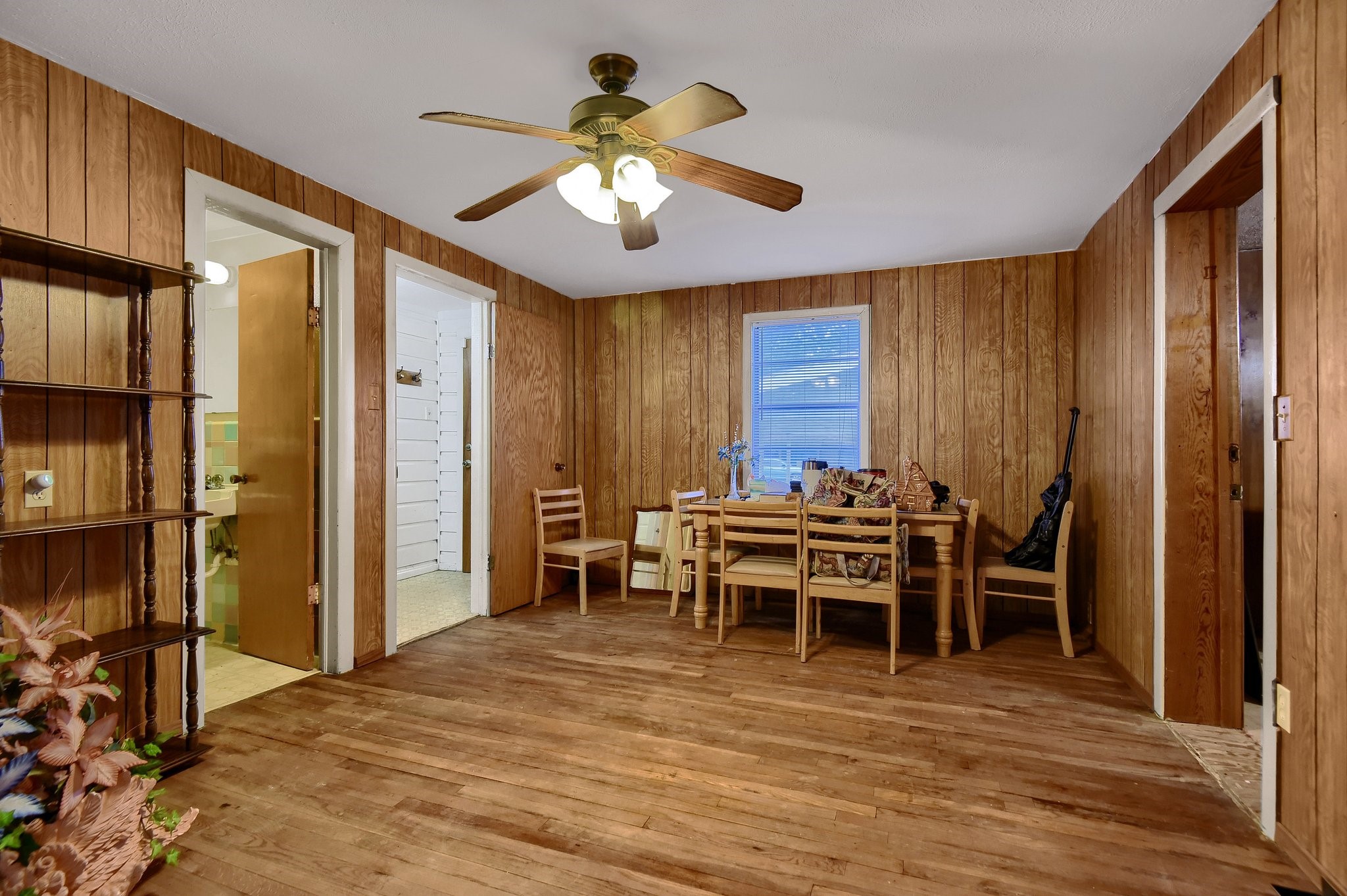 209 E Woodland Street