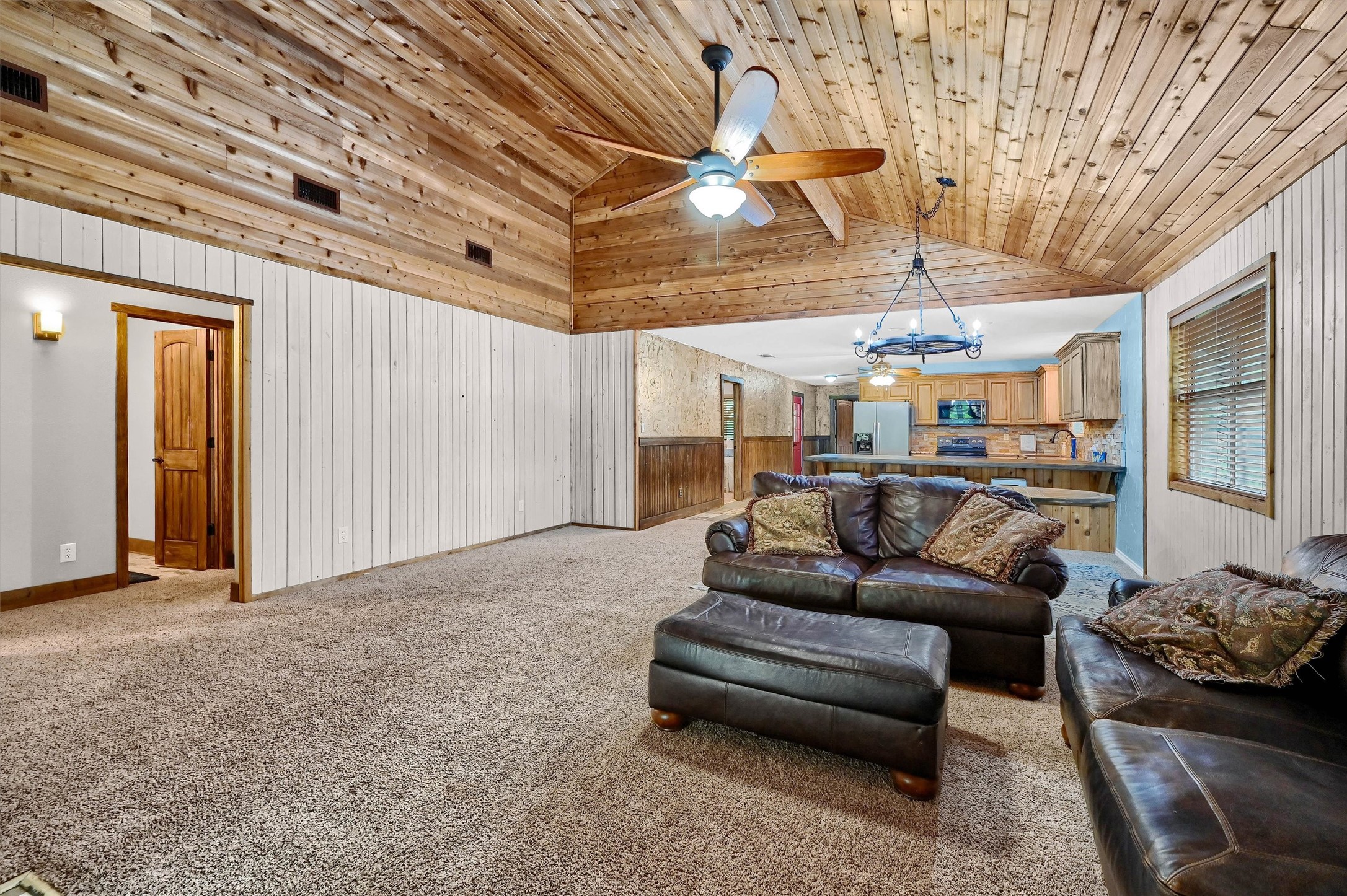 2003 Flowing Wells Road