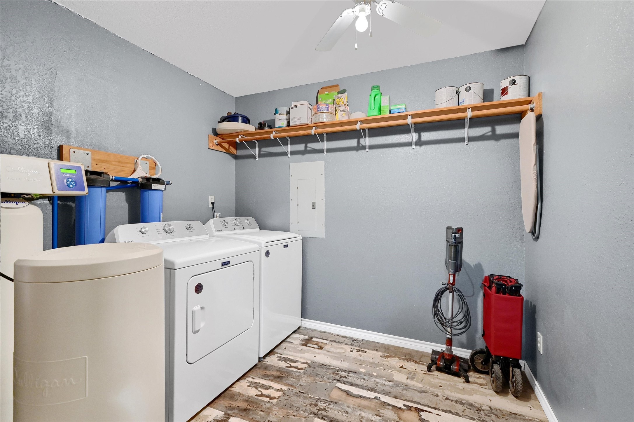 2003 Flowing Wells Road