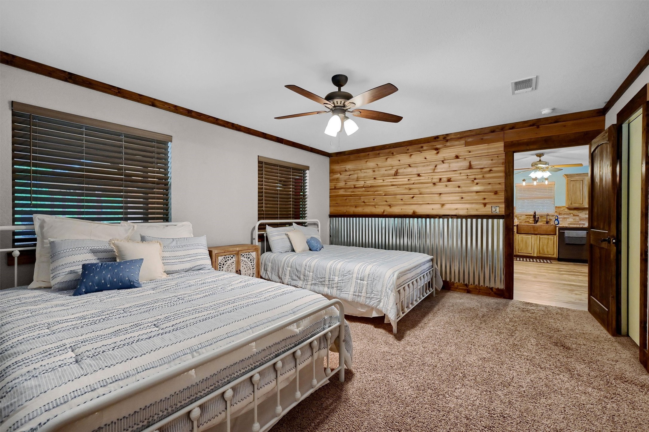 2003 Flowing Wells Road