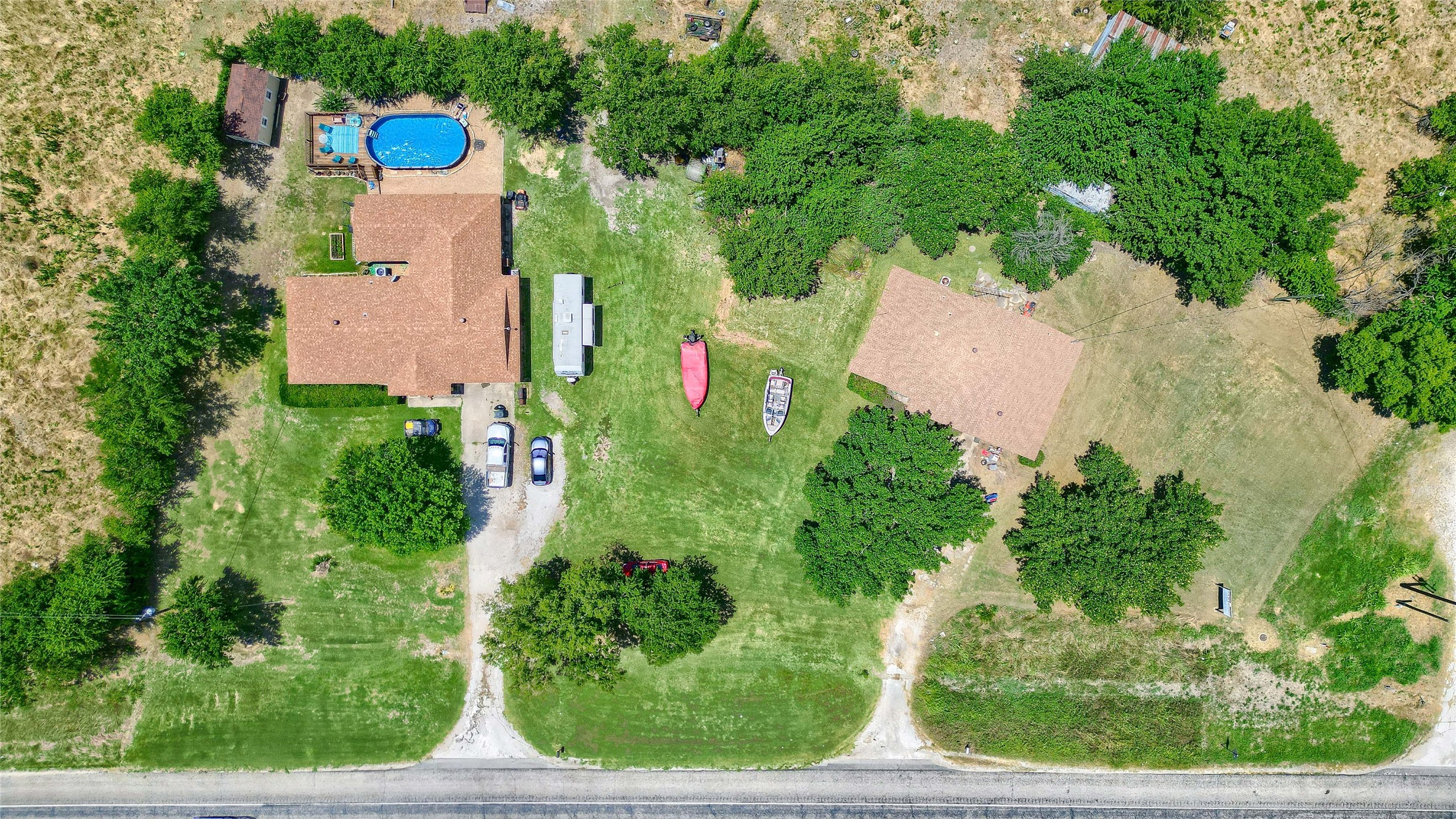 3291 N Grand