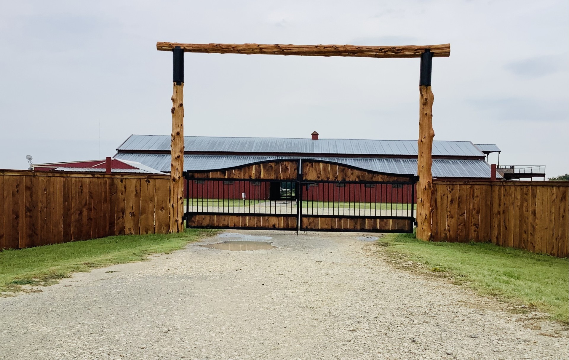 715 Old Town Road