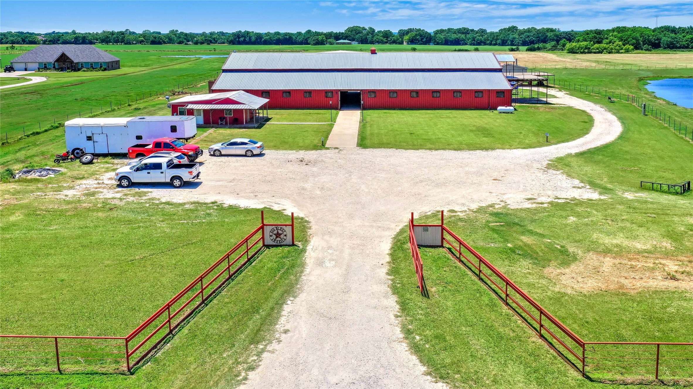 715 Old Town Road