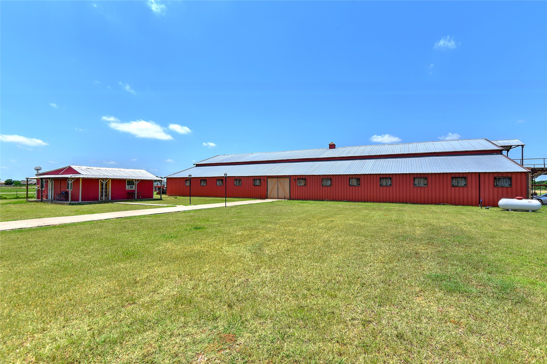 715 Old Town Road