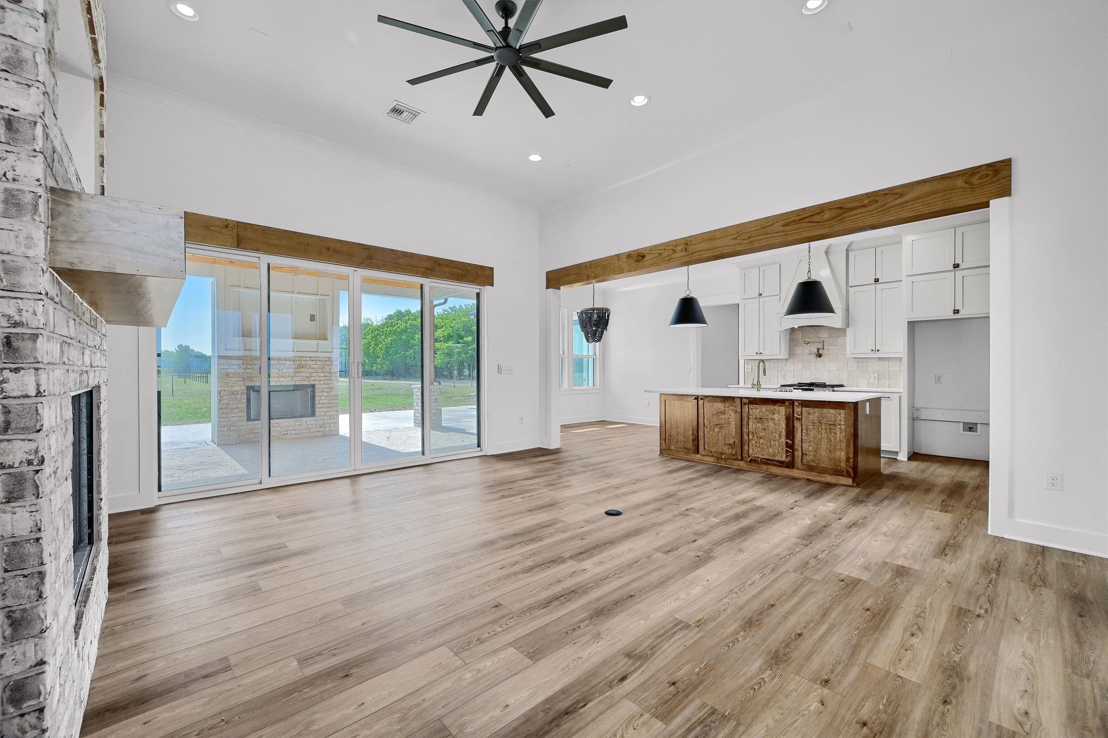642 Hunter Road