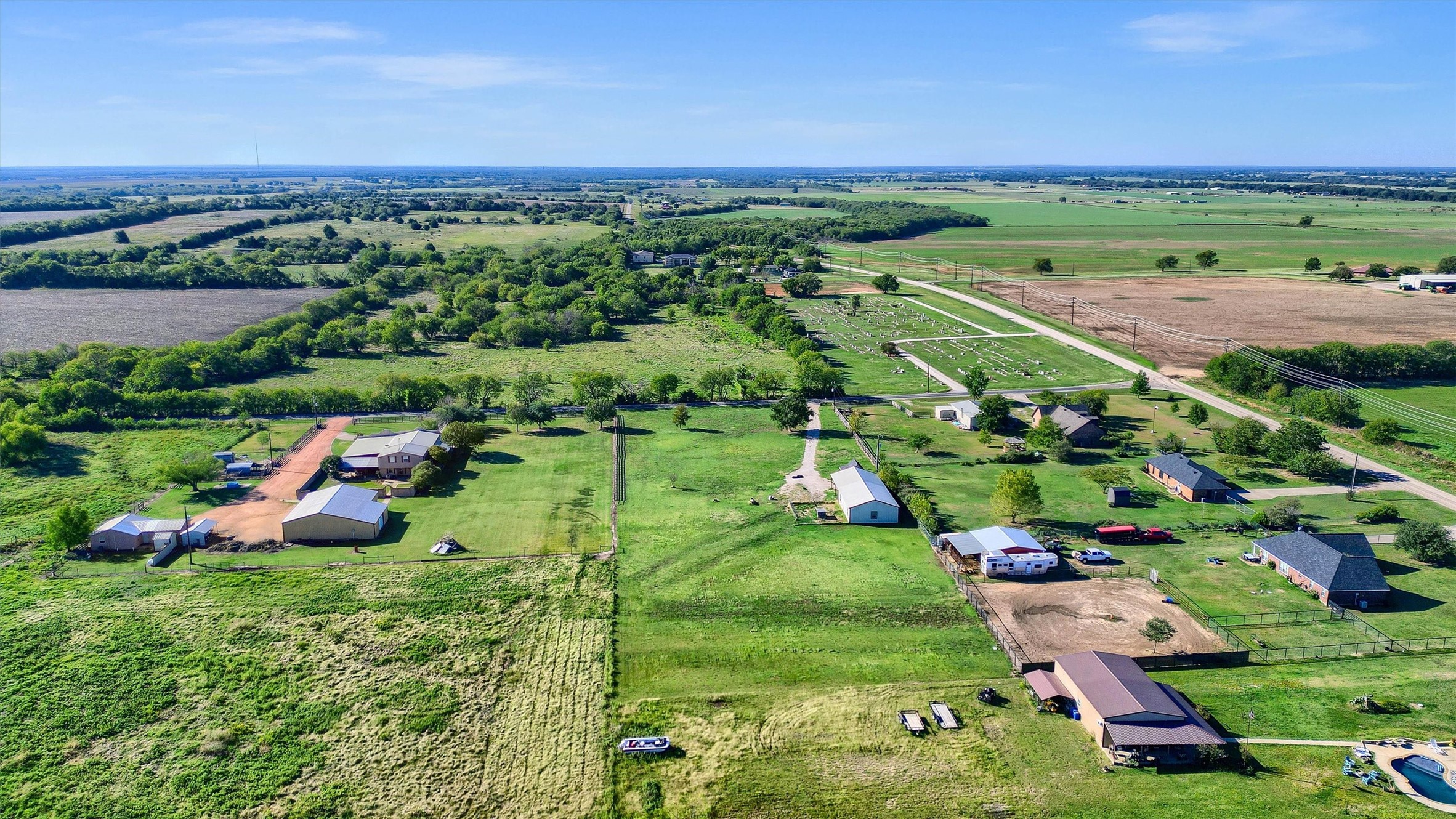 77 Macomb Cemetery Road