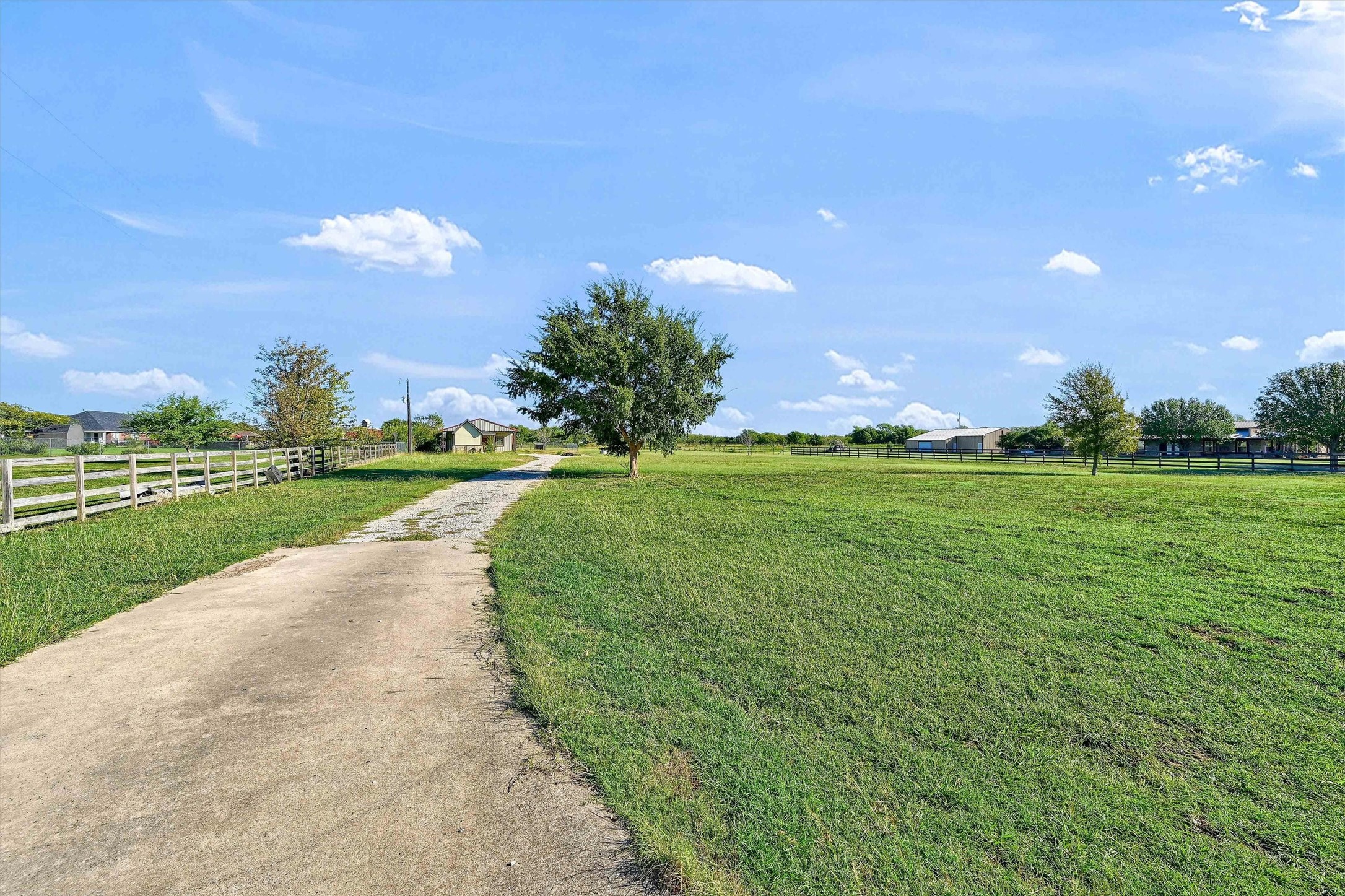 77 Macomb Cemetery Road