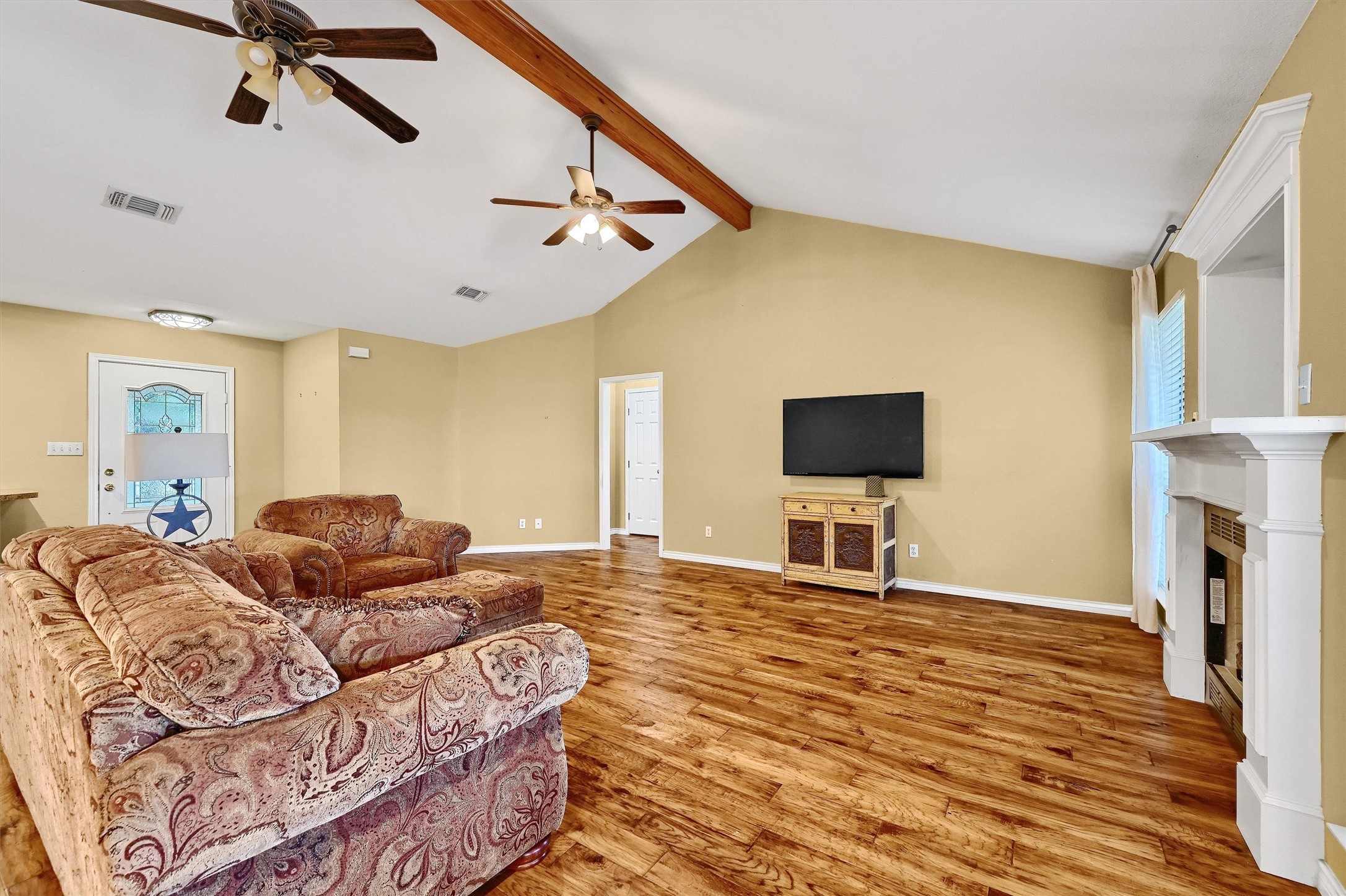 586 Cedar Crest