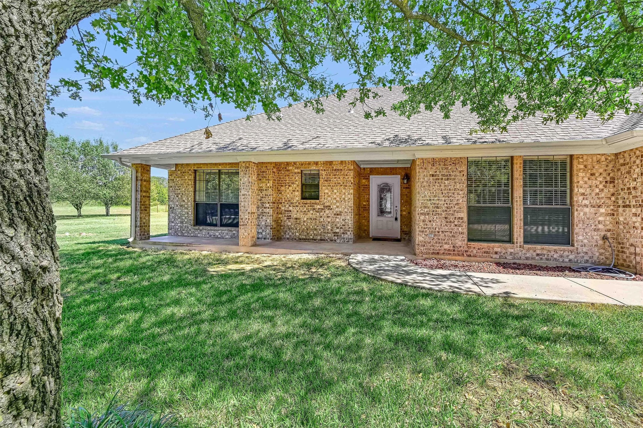 586 Cedar Crest