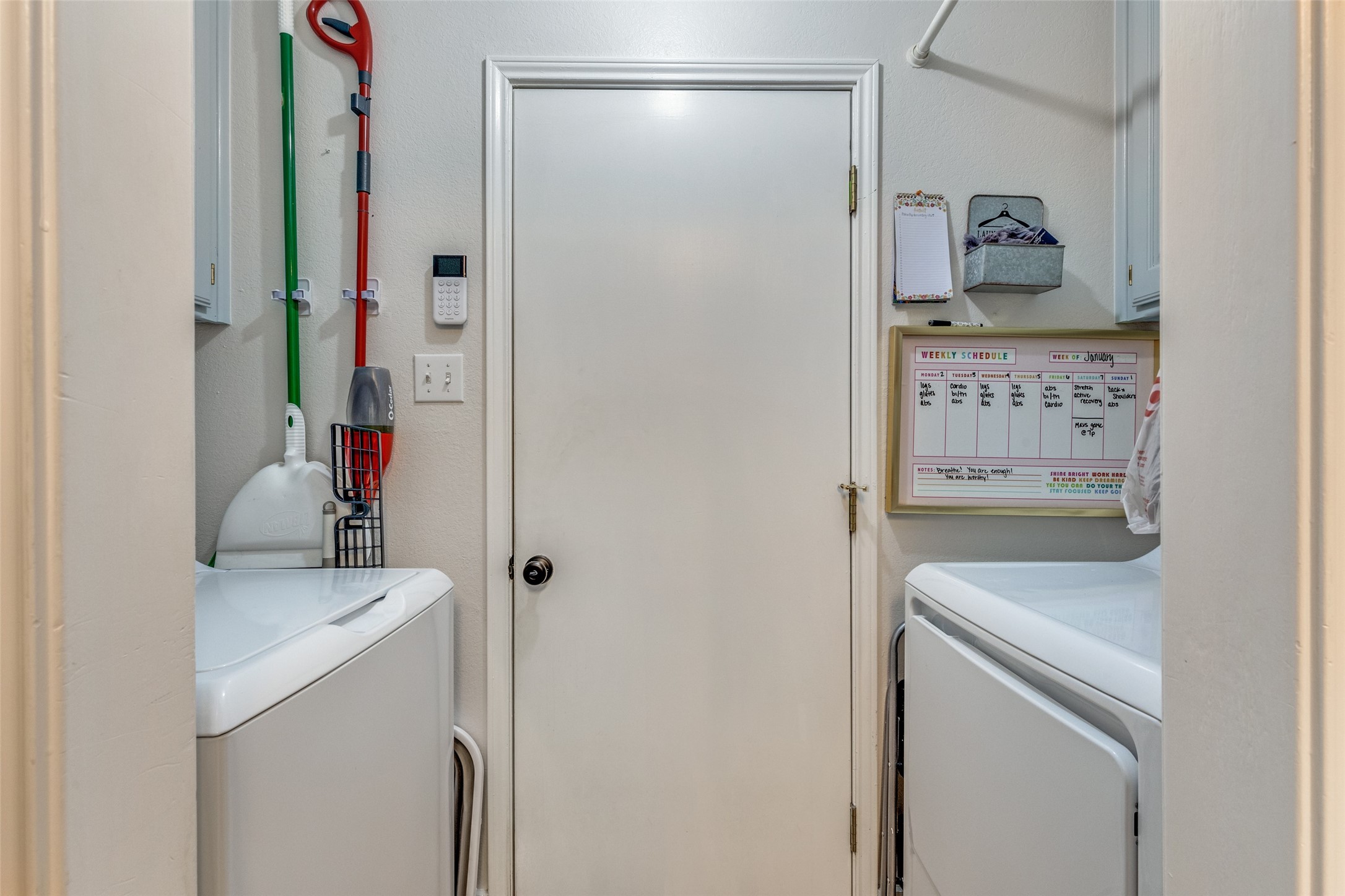 422 W 7th Street