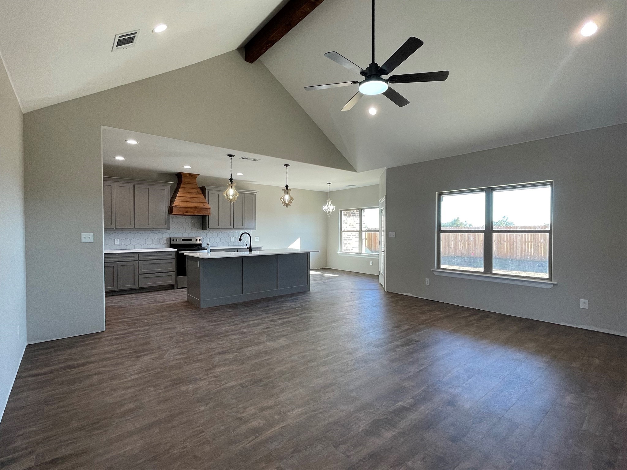 900 Mary Lee Lane