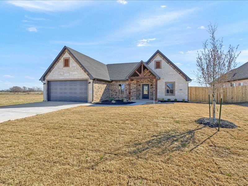 900 Mary Lee Lane