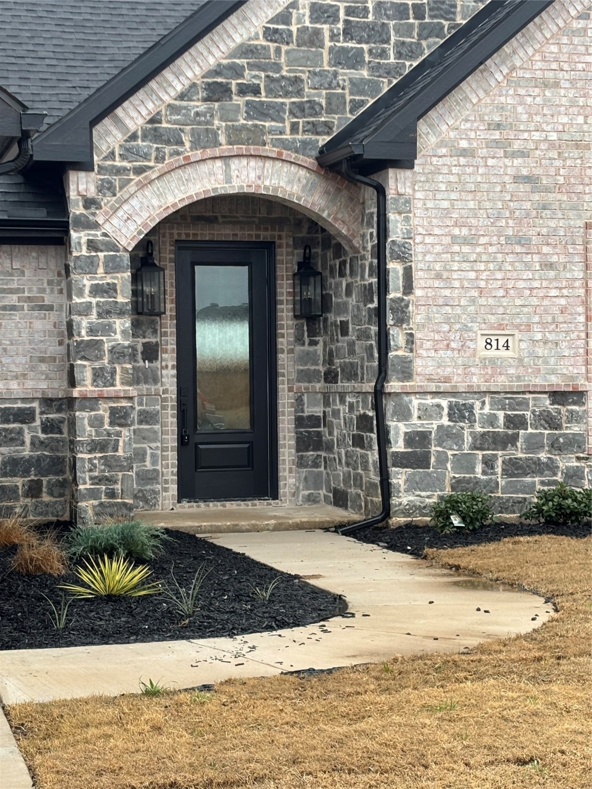 814 Mary Lee Lane