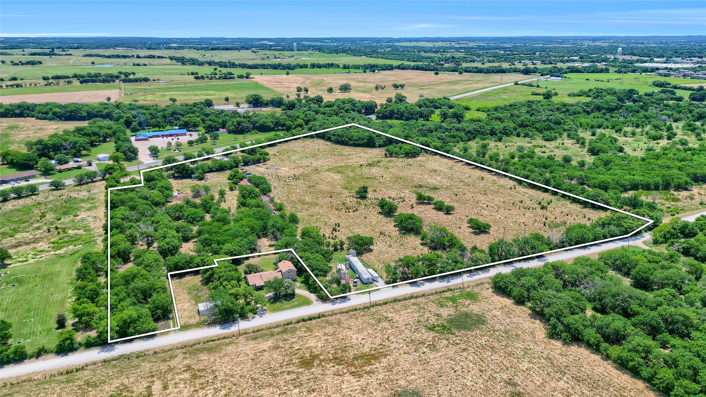 3291 FM 372