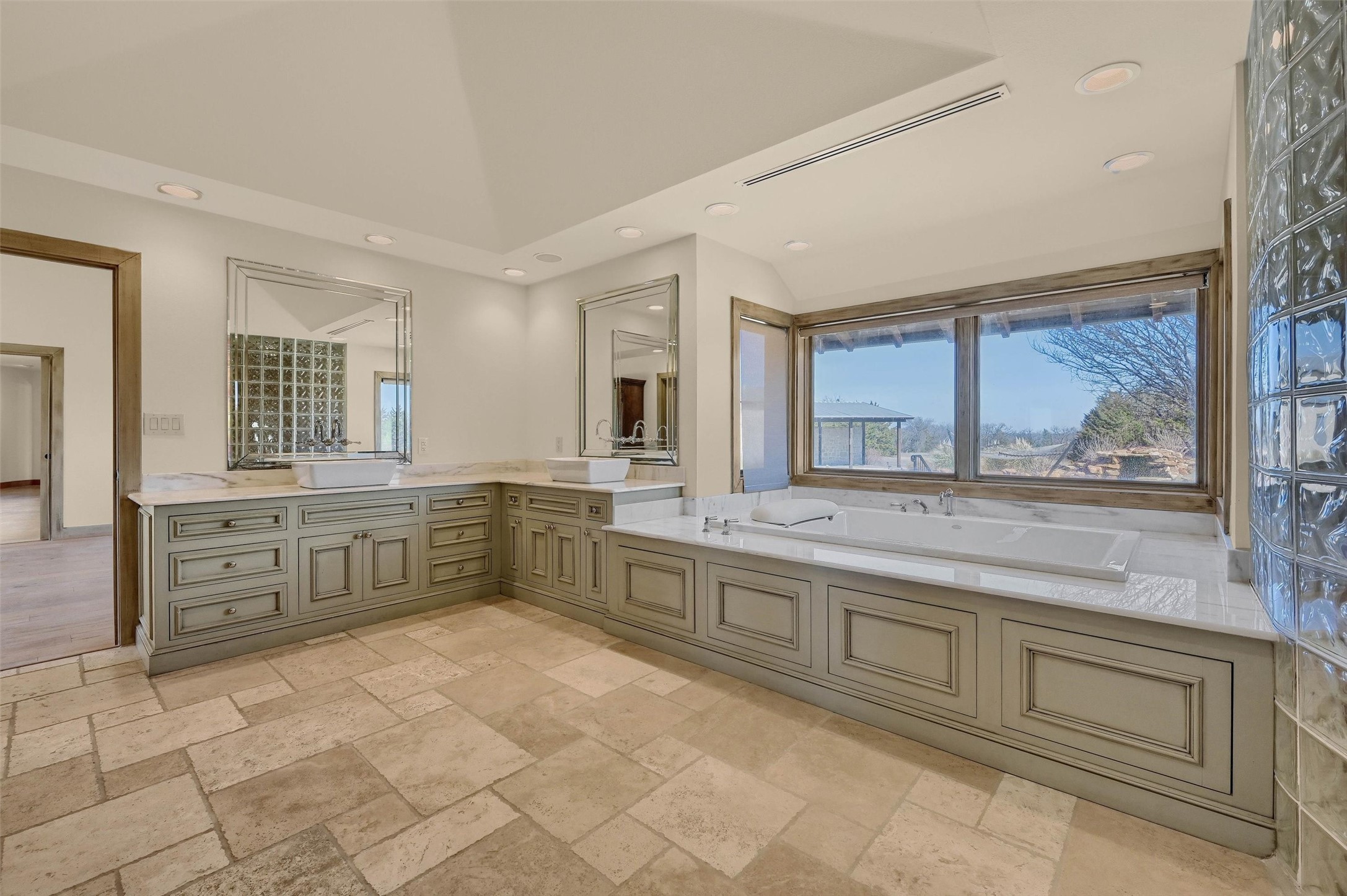 4135 Helen Drive