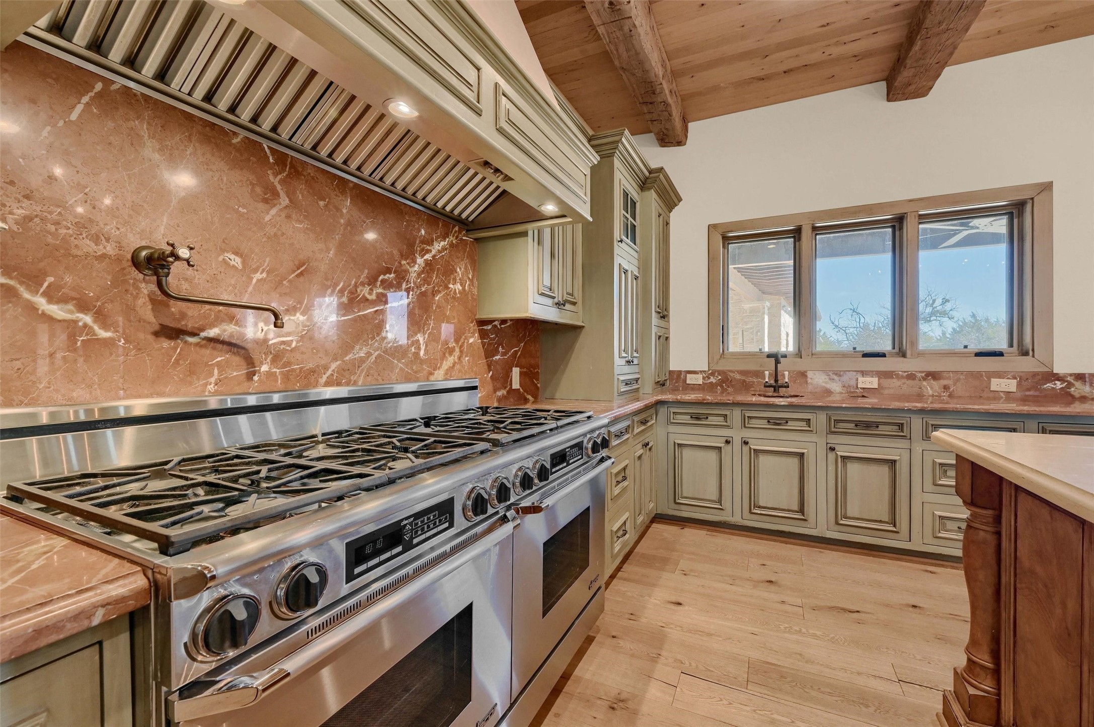 4135 Helen Drive