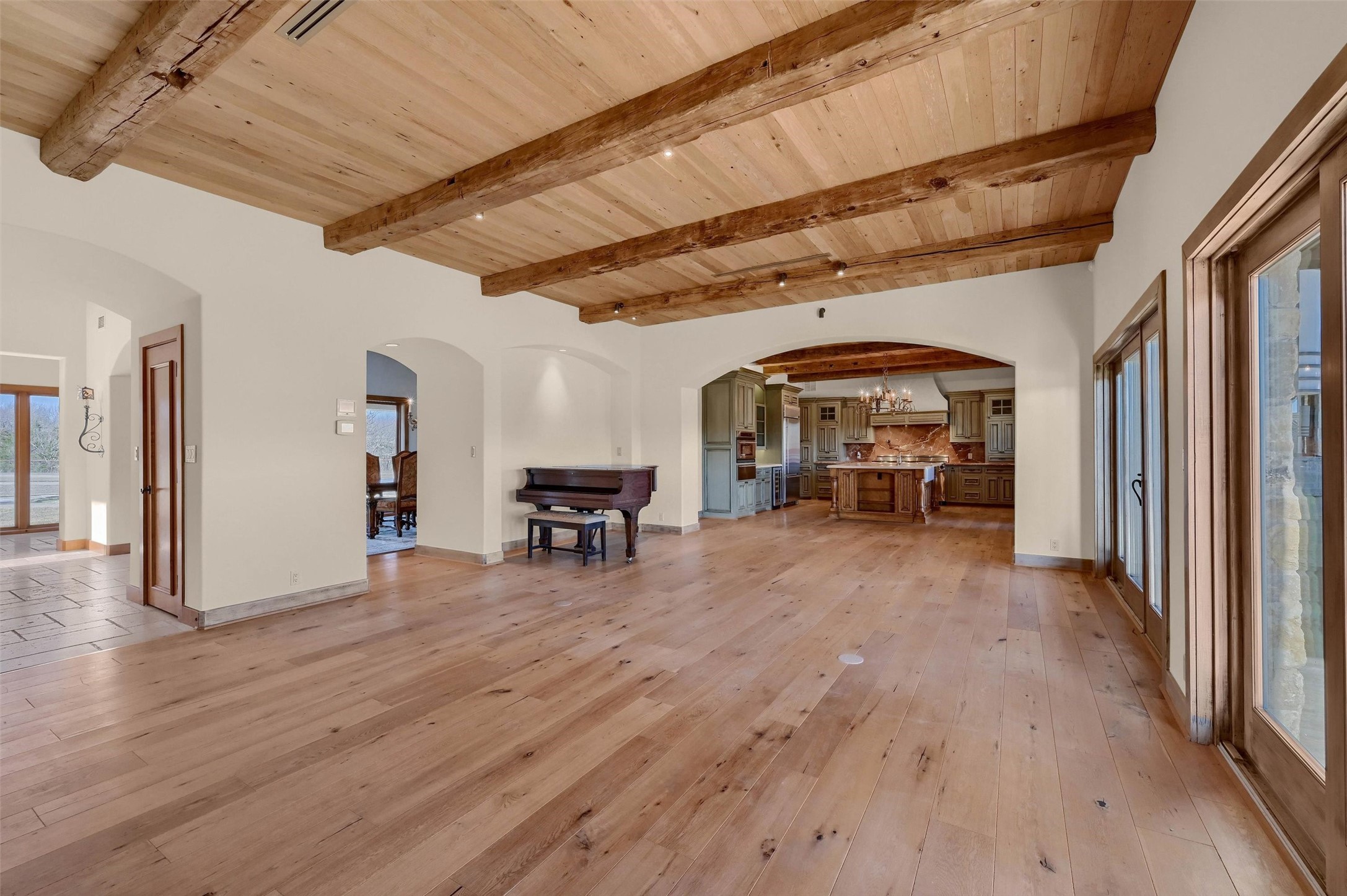 4135 Helen Drive