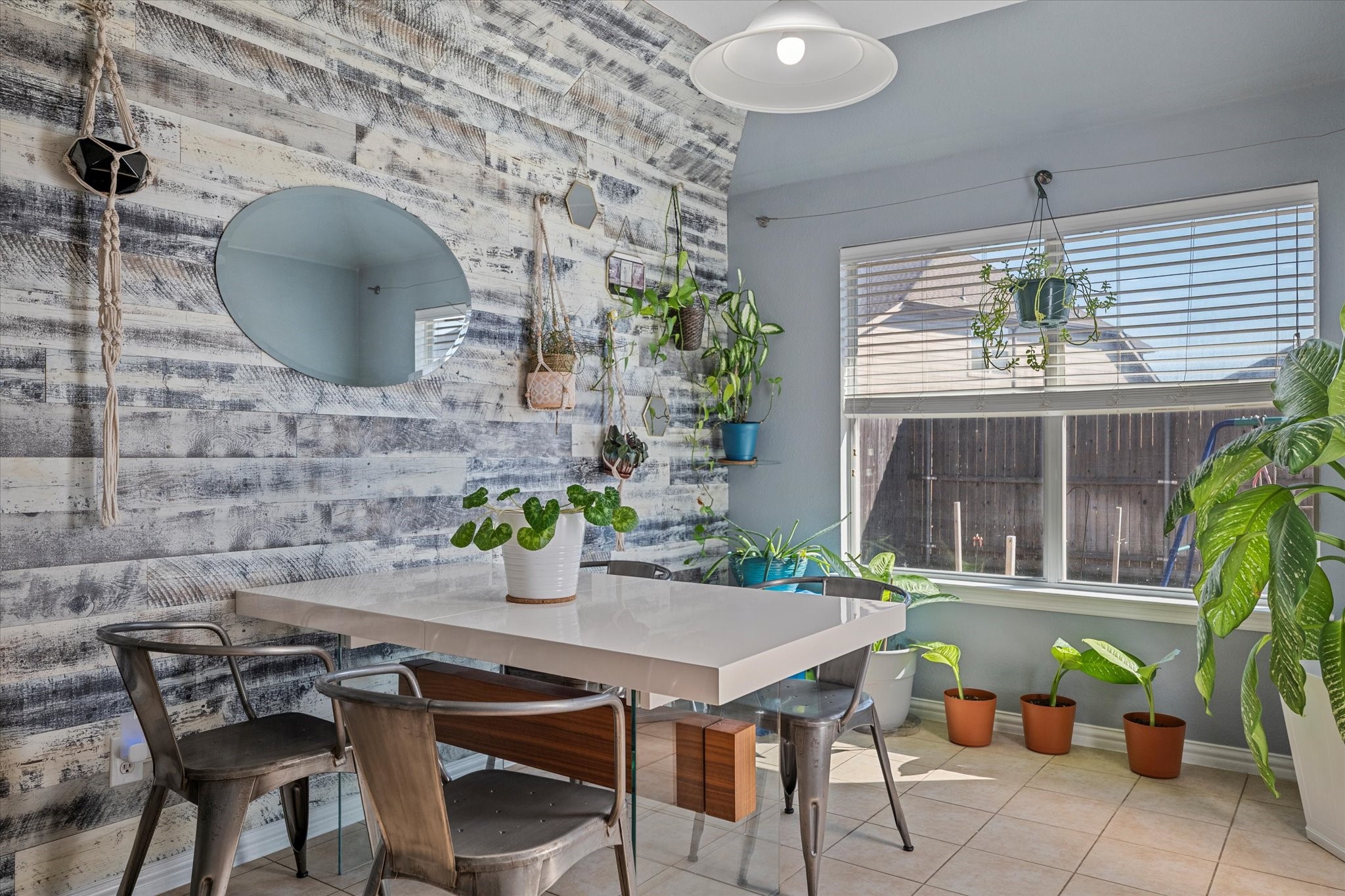 2416 Castle Creek Drive