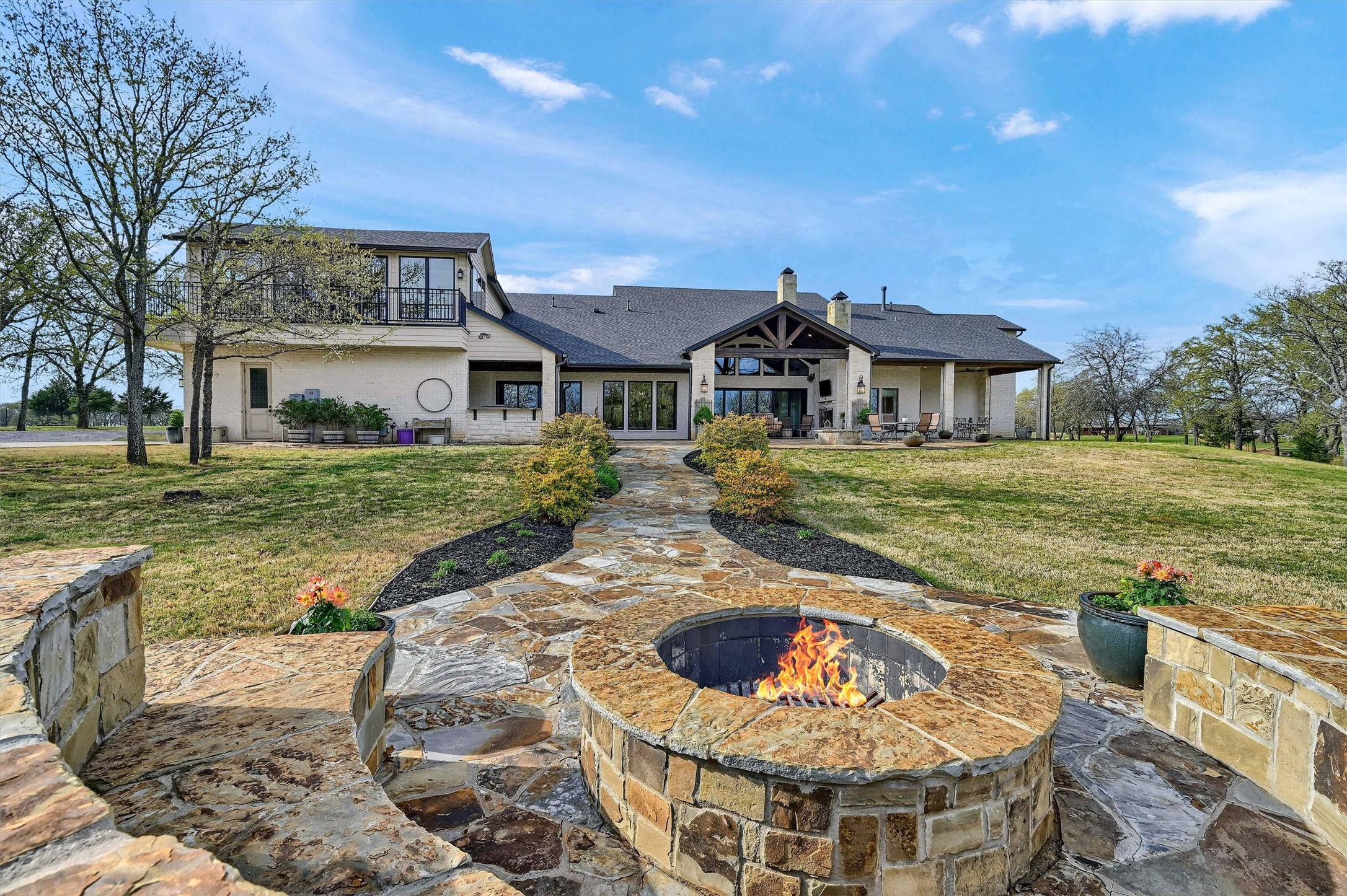 8301 Stephens Ranch Road