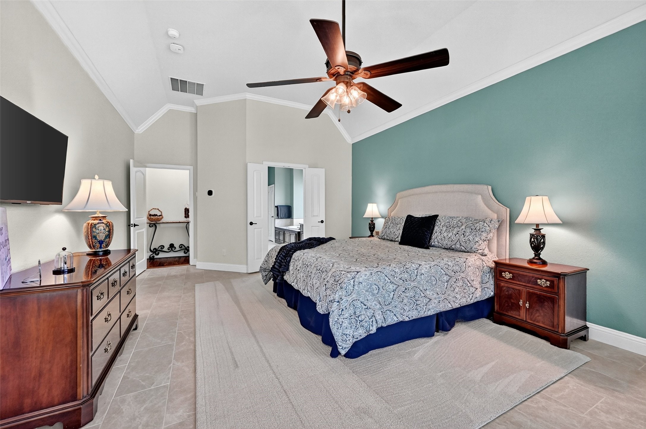 4994 Dogwood Drive