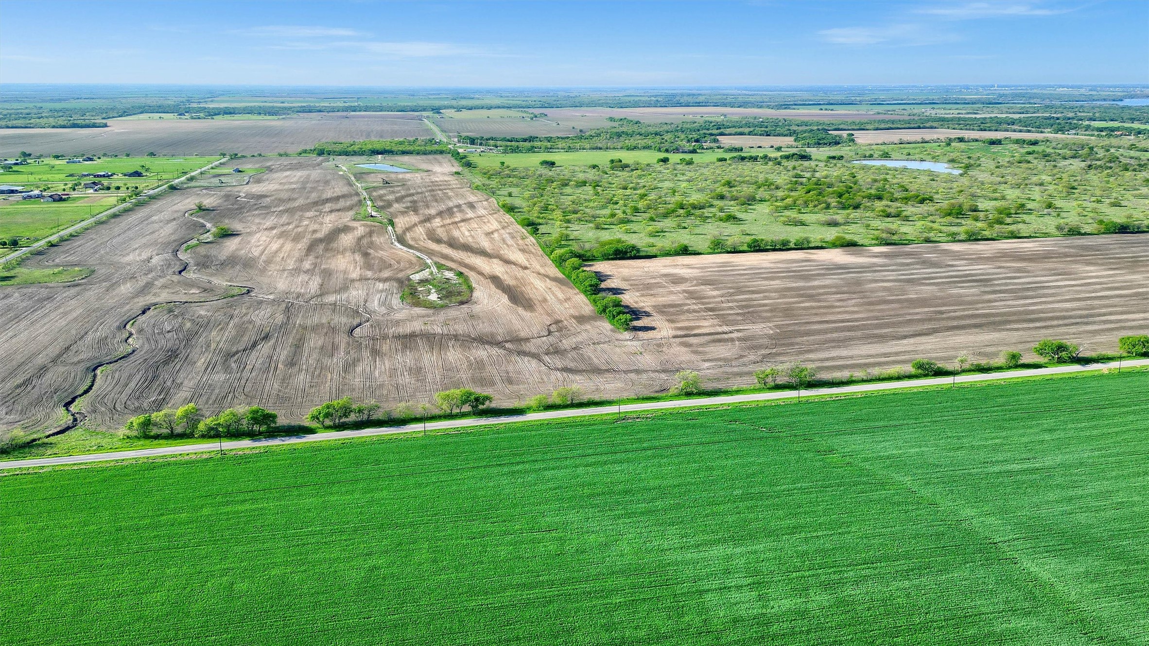 24ac Airport Road