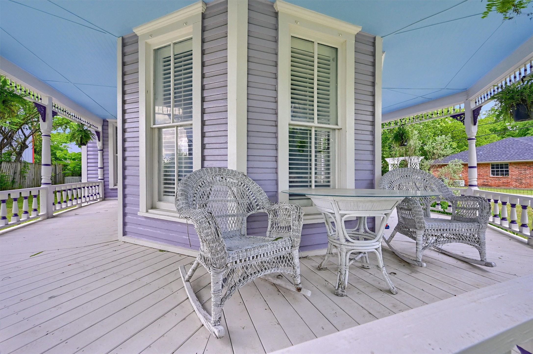 127 E Woodland Street