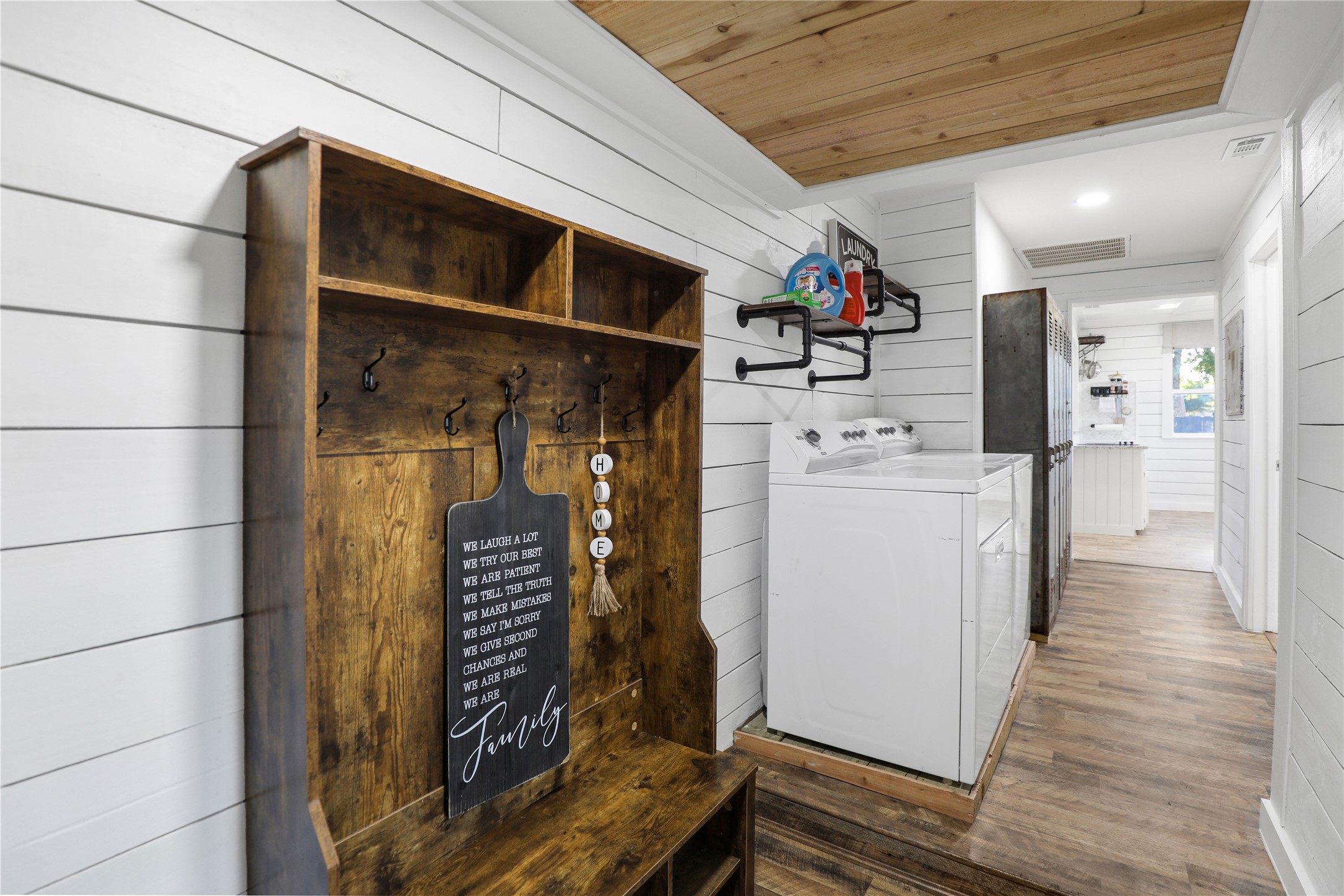 2171 Cedar Road