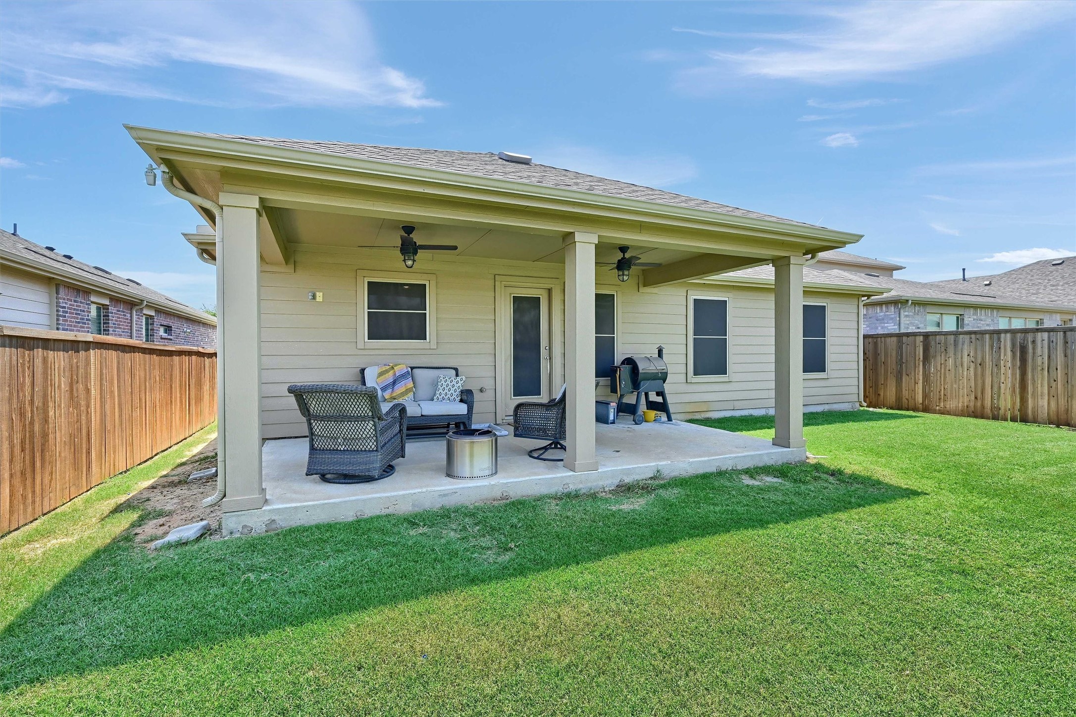 2617 Warren Lane