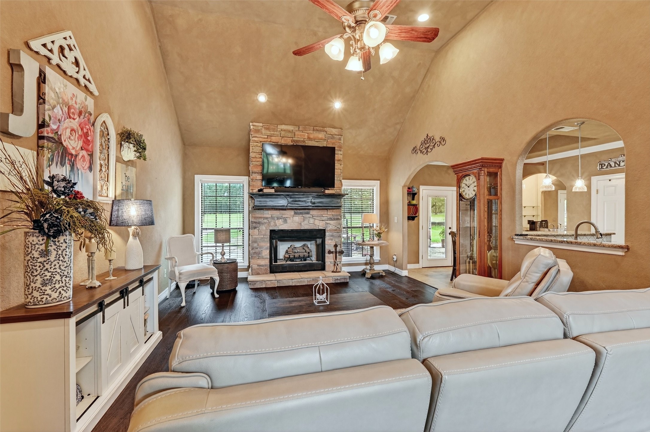 311 Timber Oaks Court