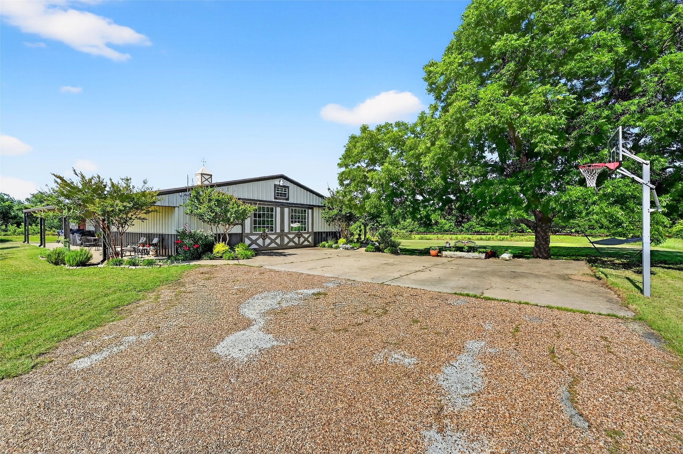 12041 Bell Road
