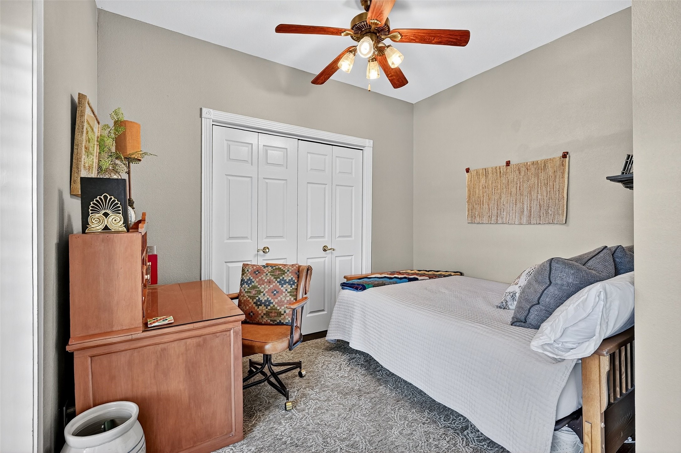 12041 Bell Road