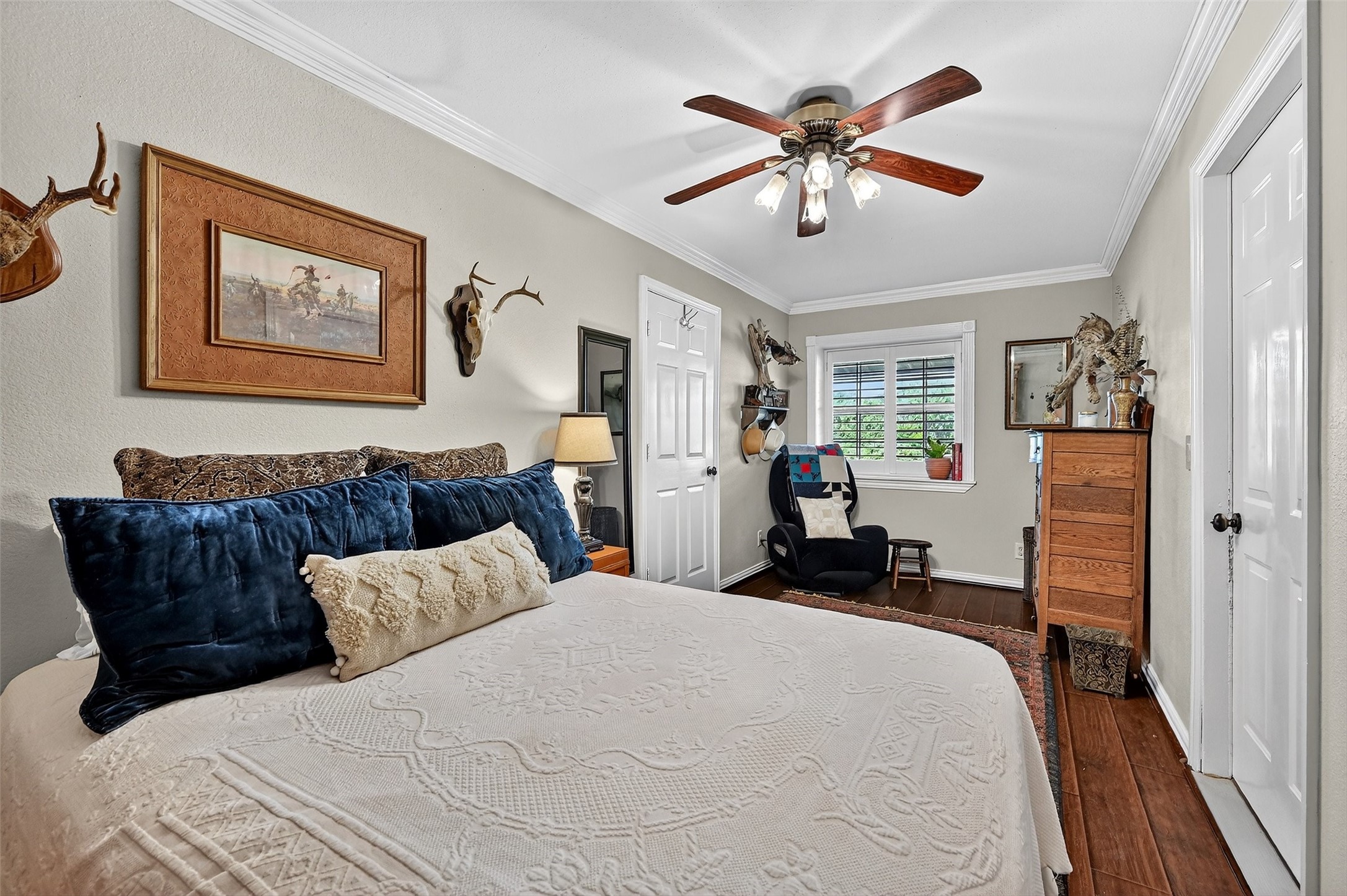 12041 Bell Road